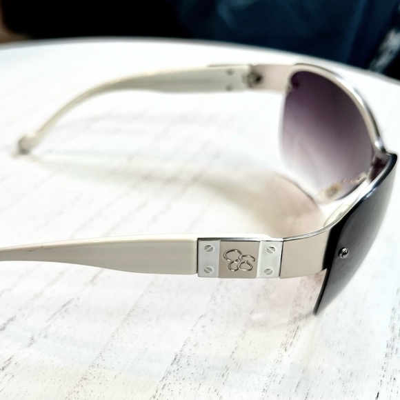 Jessica Simpson Sporty White Silver Wraparound Sunglasses EUC - Picture 4 of 12